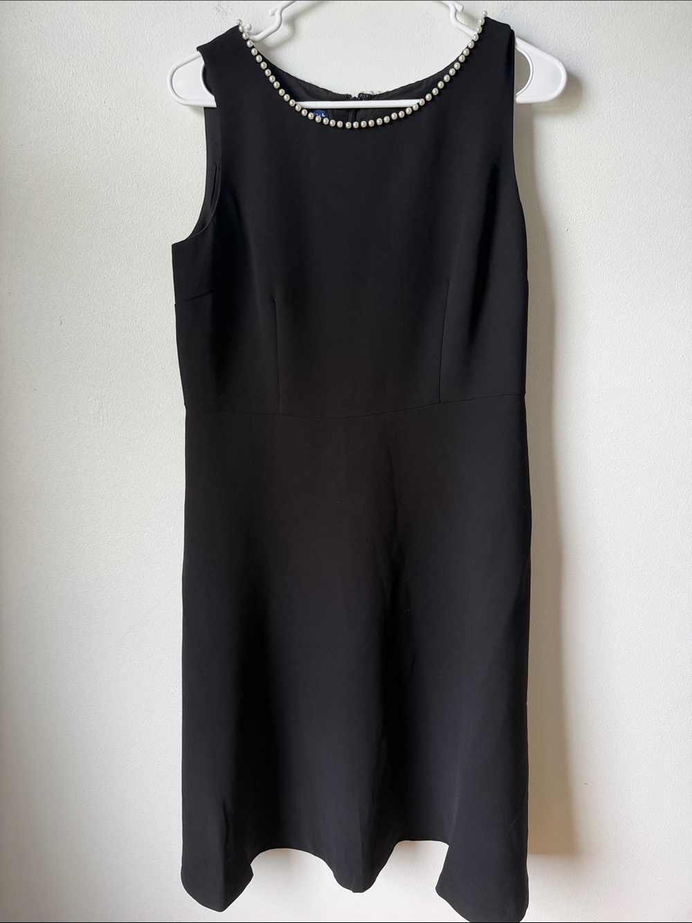 Talbots Black Sleeveless Sheath Dress with Pearl Trim SZ 6